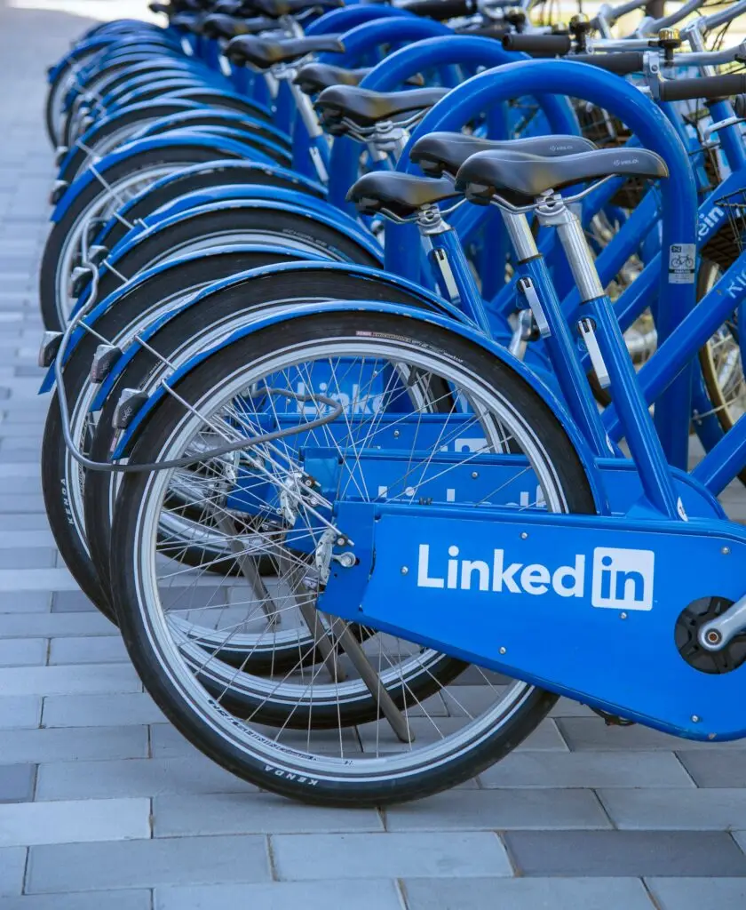linkedin advertising